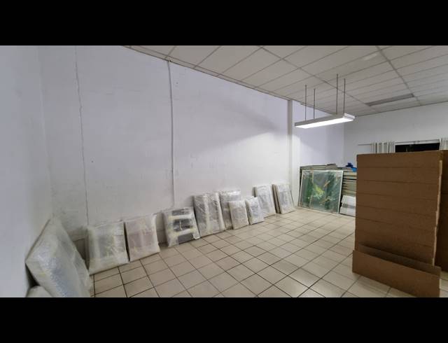 200M² WAREHOUSE TO LET IN OBSERVATORY
